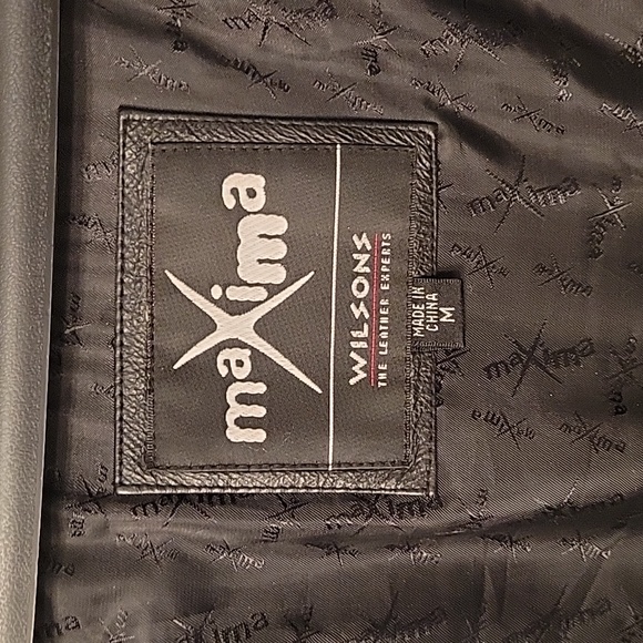 Leather jacket - Picture 6 of 8